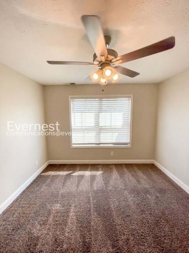 Building Photo - 1000 Henry Pl Blvd