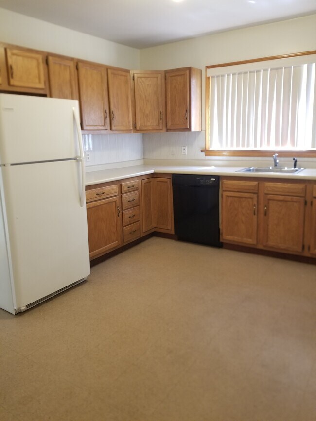 Building Photo - 53A Magnolia St