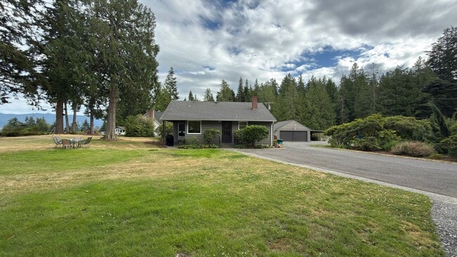 Building Photo - 2209 W Sequim Bay Rd