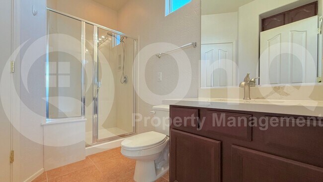 Building Photo - 3316 E Kingbird Pl