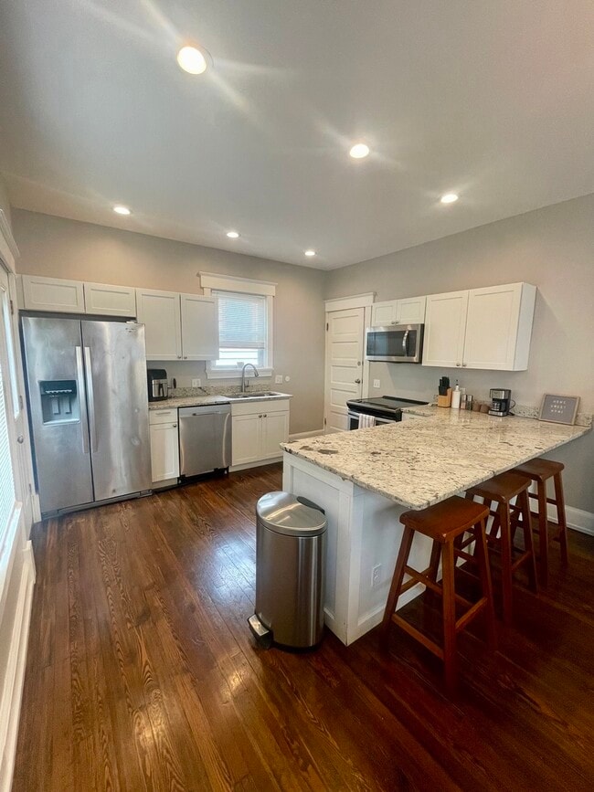 Building Photo - 6765 Palmetto St