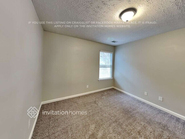 Building Photo - 428 Crested View Dr