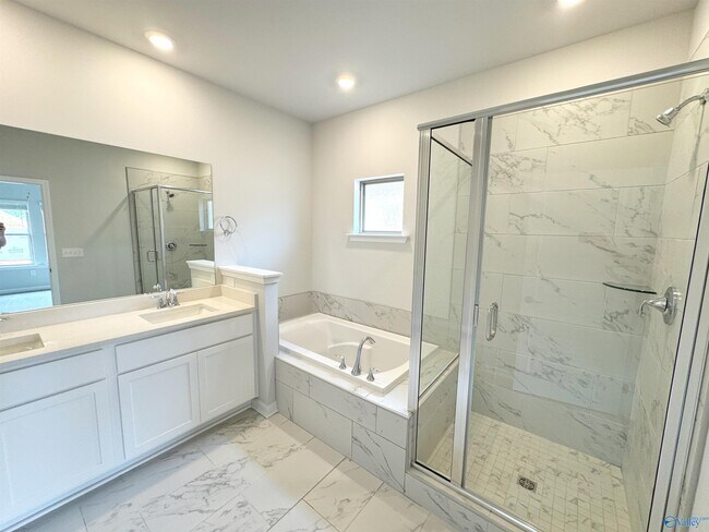 Building Photo - 28550 Whitehall Ln