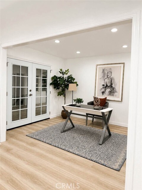 Building Photo - 1065 S Prospero Dr
