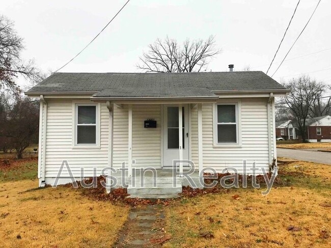 Primary Photo - 1551 N Hanley Rd