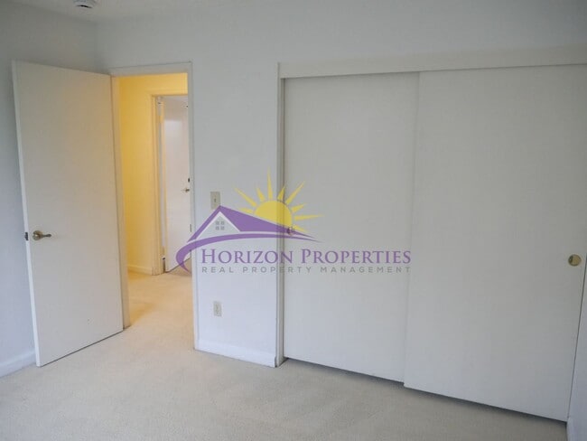 Building Photo - Spacious 4 Bed 2 Bath 1,575 sqft Lincoln Village Home