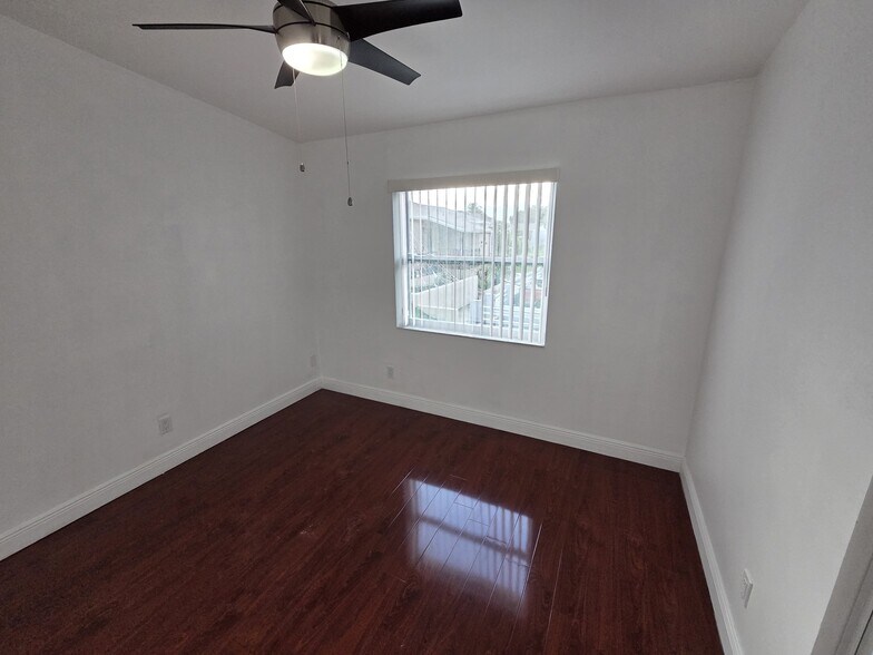 Building Photo - 20845 Grouper Dr