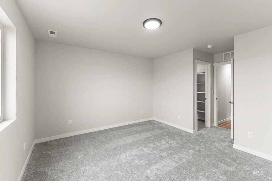 Building Photo - 2331 W Trout Lily St