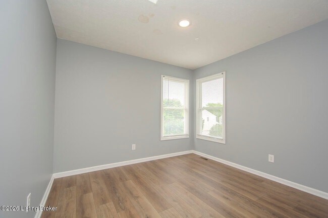 Building Photo - 6702 Shallow Rock Dr