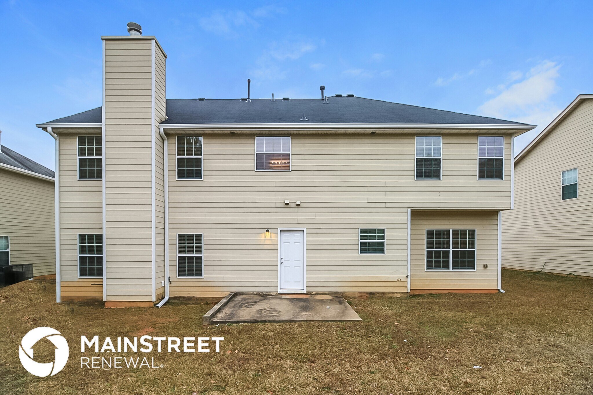 Building Photo - 6880 Estepona St