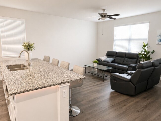 Building Photo - 3910 Deledda Dr
