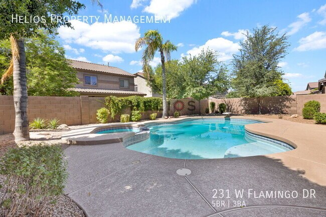 Building Photo - 231 W Flamingo Dr