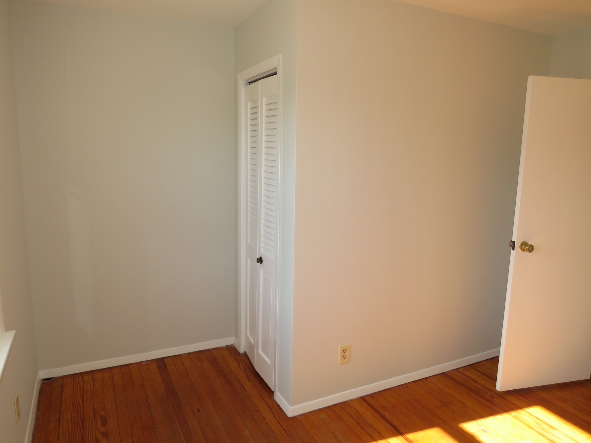 Bedroom 1 View 2 - 11 Louis St