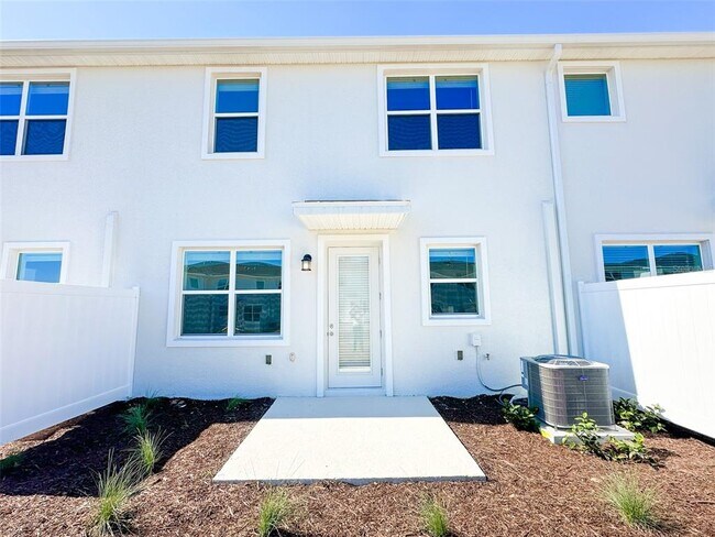 Building Photo - 417 Bogey Dr