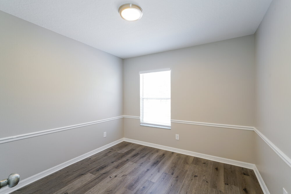 Building Photo - 11025 Golden Silence Dr