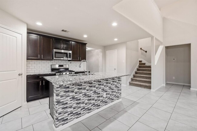 Building Photo - 29806 Breakwater Dr