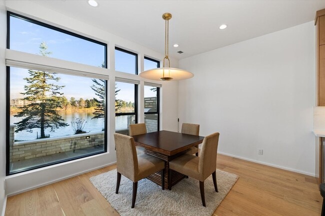 Building Photo - Waterfront End-Unit | 3 Bed | 3 Bath | 2,189 Sq. Ft. | Gated Community | Luxury Lake Living