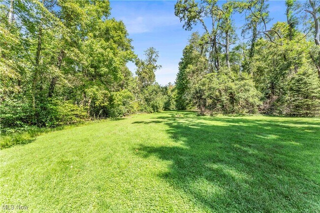 Building Photo - 558 Wring Dr