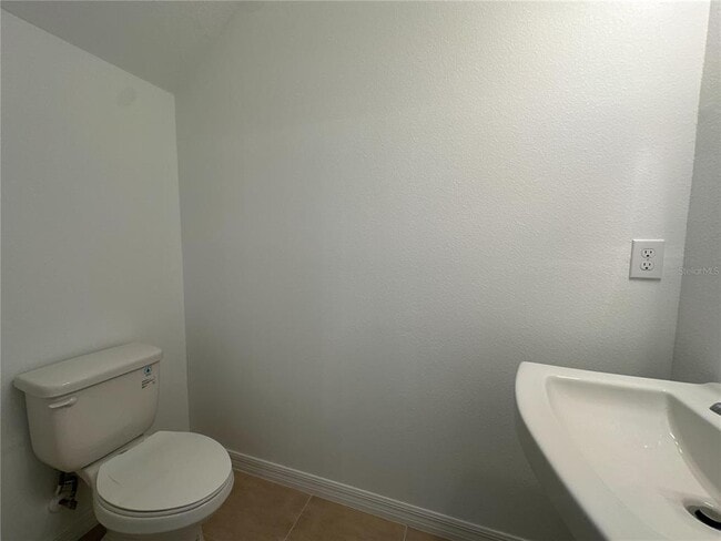 Building Photo - 2089 Hallier Cv