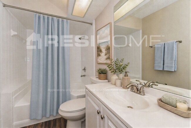 Building Photo - 11810 Cherry Bark Dr W
