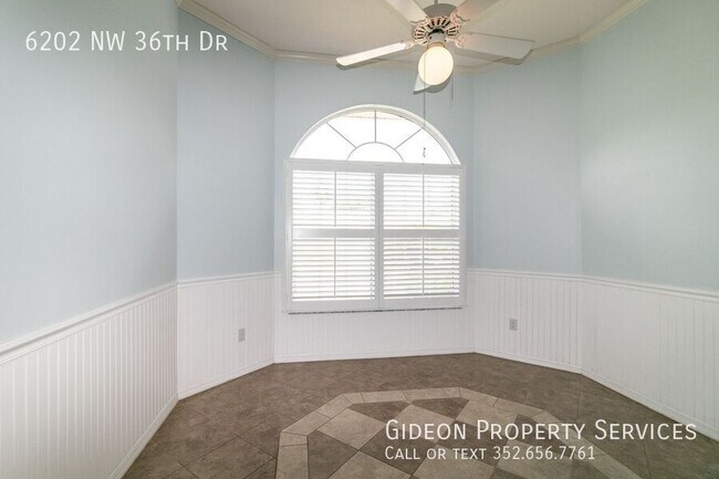 Building Photo - 6202 NW 36th Dr