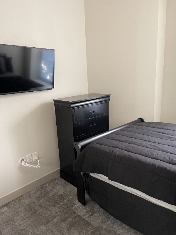 Building Photo - 1417 W9th St