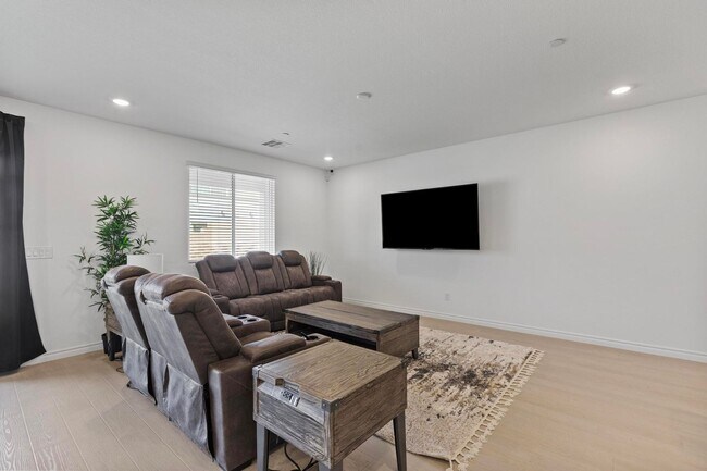 Building Photo - Desirable Inspirada Next-Gen Home! 4 Bedro...