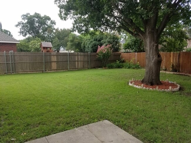 Building Photo - 6717 Carrington Dr