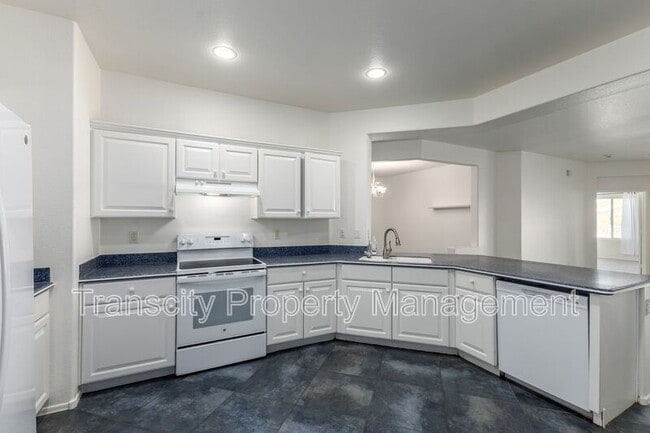 Building Photo - 10328 E Second Water Trail