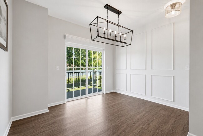 Building Photo - 2546 Huntleigh Ln