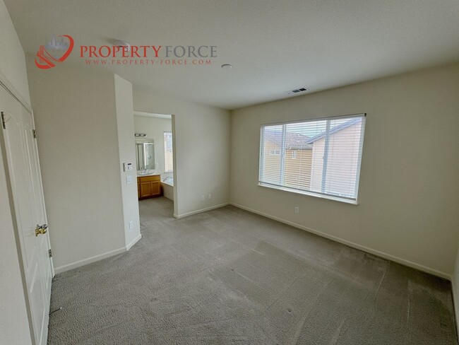 Building Photo - 31 Cymbidium Cir