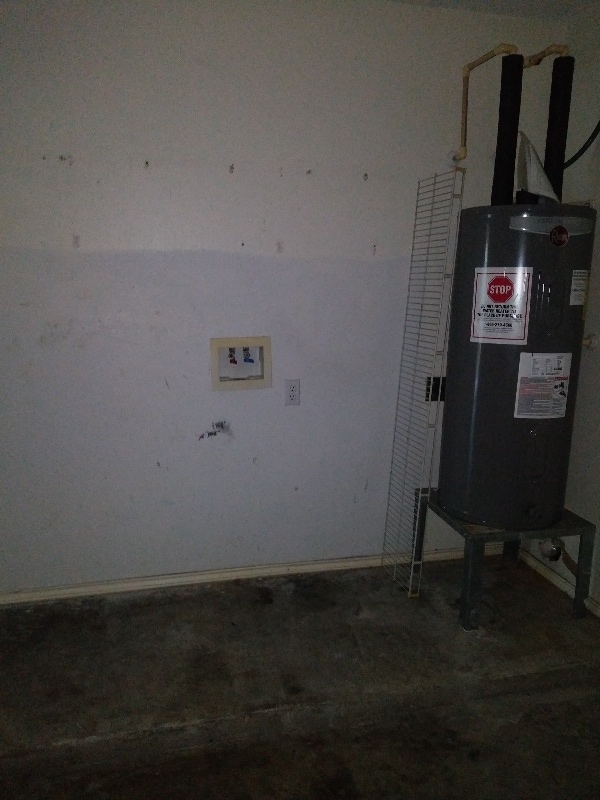 Building Photo - 4720 Sandpiper Ave