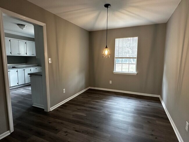 Building Photo - 4565 Rockdale Ct