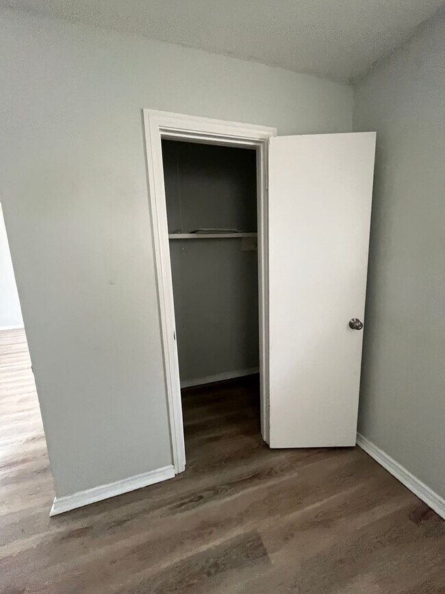 Building Photo - 1618 58th St