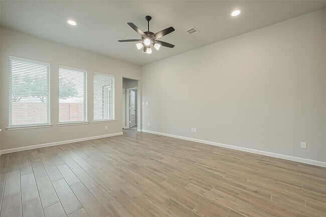 Building Photo - 4243 Colony Ln