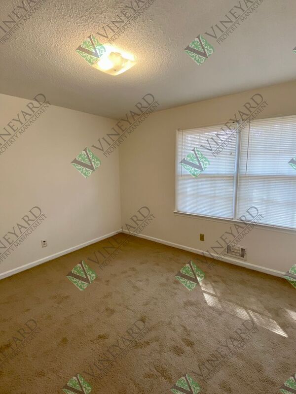 Building Photo - 687 Bounty Dr