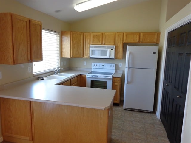 Building Photo - 754 Durham Dr