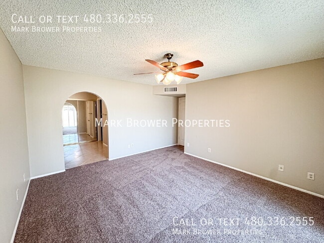 Building Photo - 2315 W El Alba Way