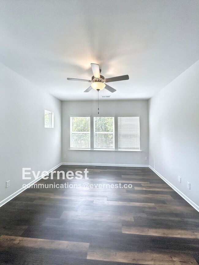 Building Photo - 309 Pawley Dr
