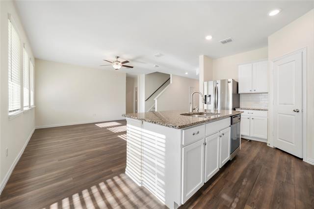 Building Photo - 5509 Brentlawn Dr