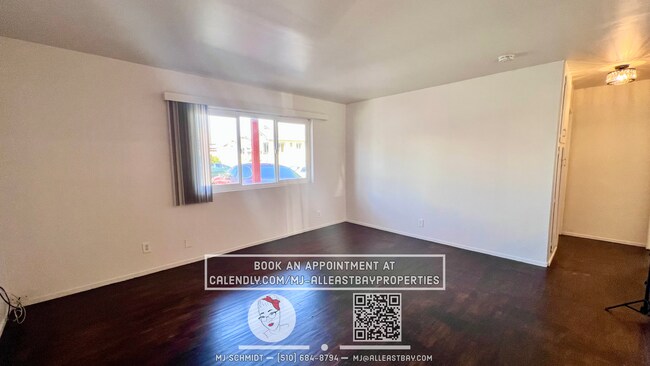 Building Photo - 2 bedroom in convenient location includes ...