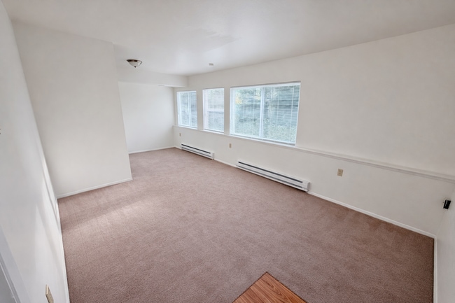 Building Photo - 3bd/3ba Seattle Home