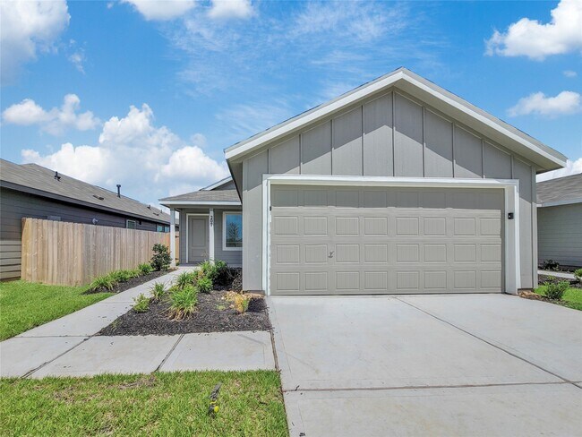 Primary Photo - 207 Brandi Dr
