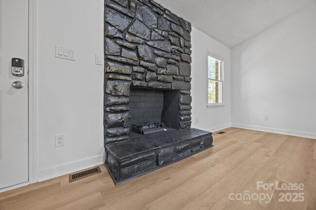 Building Photo - 6227 King George Dr