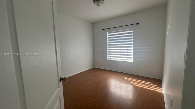 Building Photo - 15804 SW 99th Terrace