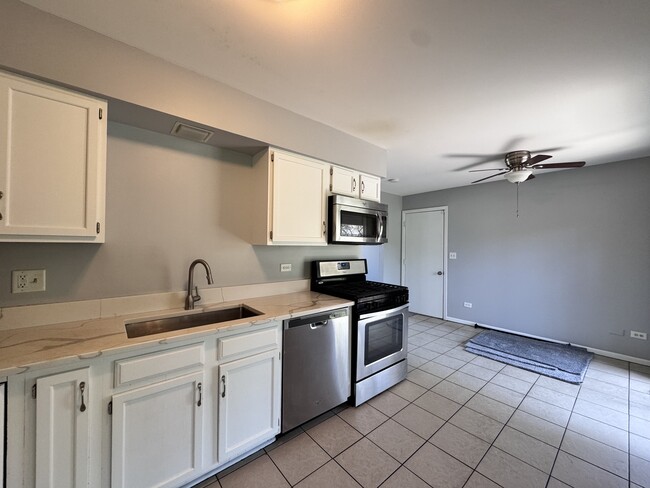 Building Photo - 311 Charlotte Ave