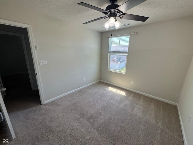 Building Photo - 204 Dietz Dr