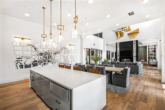 Building Photo - 4401 E Pflugerville Pkwy