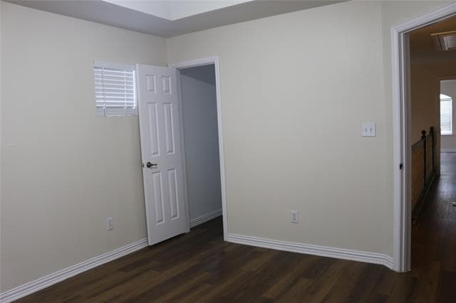Building Photo - 629 Park Pl Dr