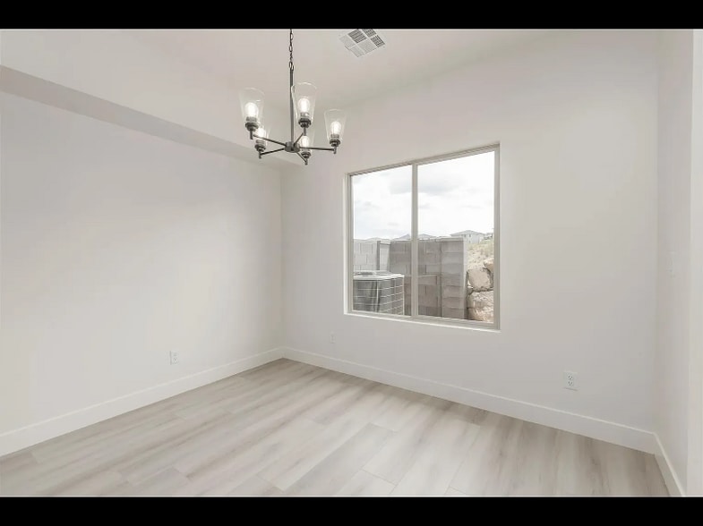 Building Photo - 301 S 1930 W